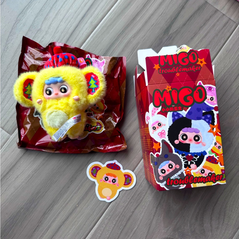 MIGO Troublemaker ESCAPE LITTLE BEAR Plush Pendant
